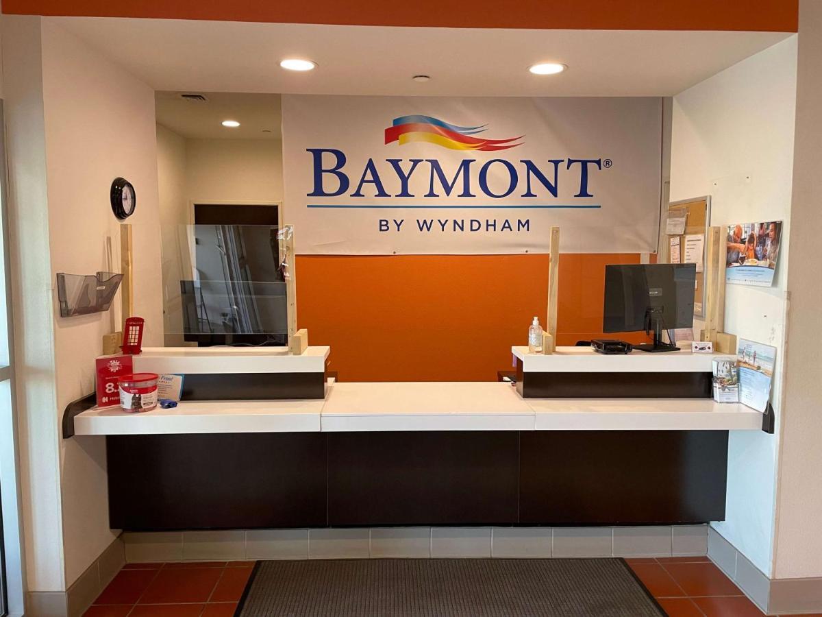 מלון Baymont By Wyndham ווילסטון מראה חיצוני תמונה
